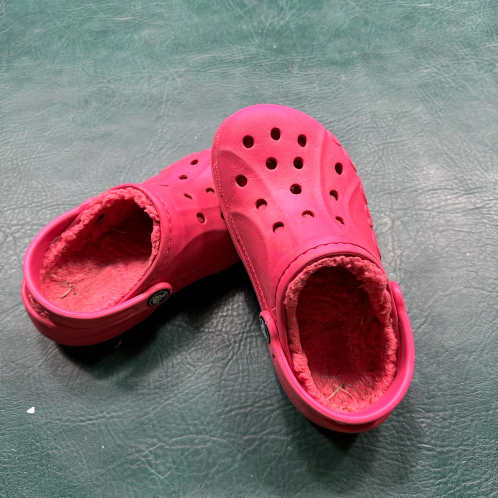 Kids insulted crocs